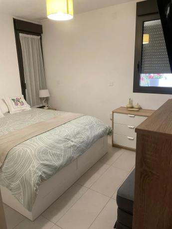 Piso en calle Virgen de la Asunción, 71