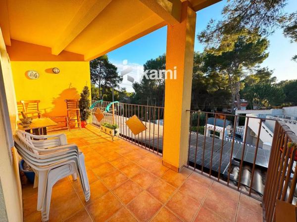 Casa independiente en calle Naranjo