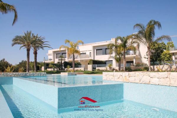 Casa independiente en avenida Severiano Ballesteros