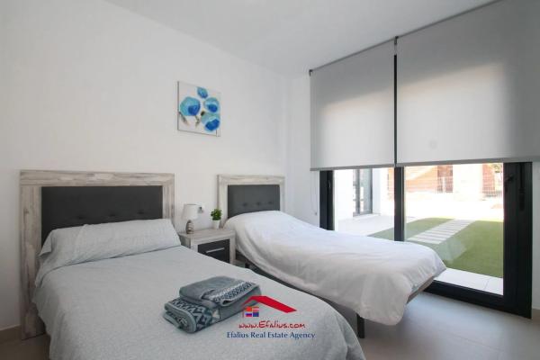 Casa independiente en avenida Severiano Ballesteros