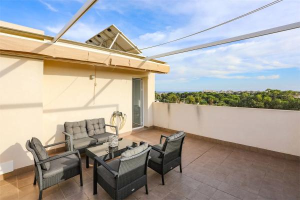 Casa independiente en avenida de Austria