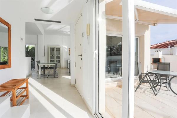 Casa independiente en avenida de Austria