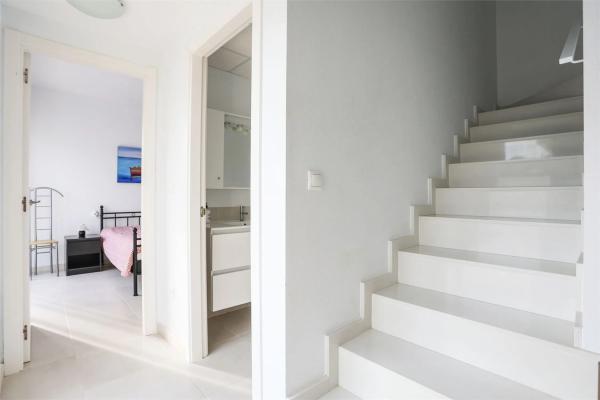 Casa independiente en avenida de Austria