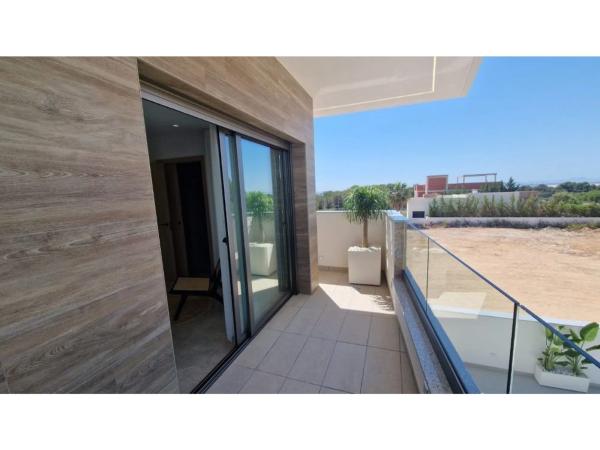 Casa independiente en Cv-925 s/n