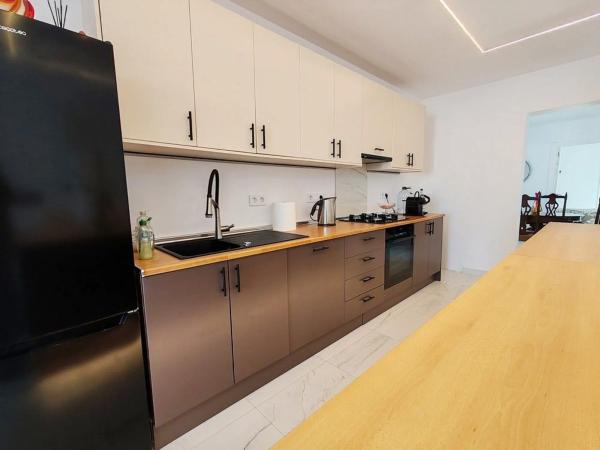 Casa independiente en calle Abedul