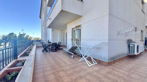 Piso en calle Ausias March, 66