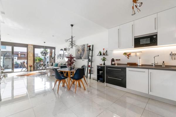 Chalet adosado en avenida de Colón s/n