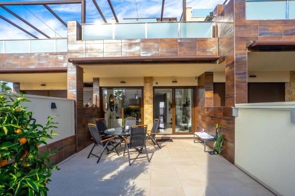 Chalet adosado en avenida de Colón s/n