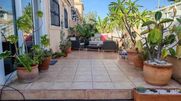 Chalet adosado en calle Colón