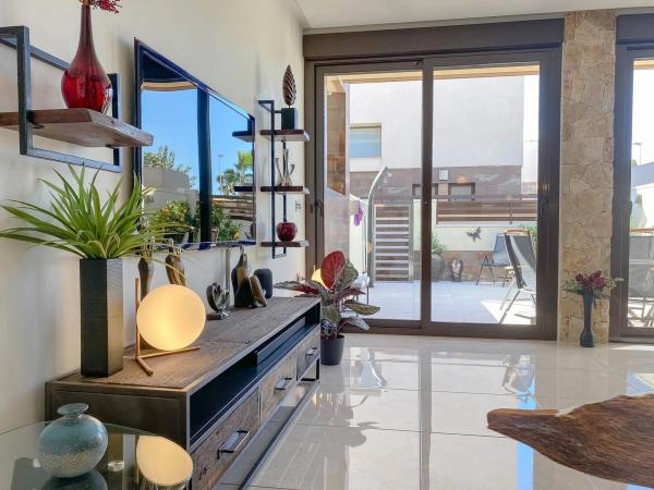 Chalet adosado en avenida de Colón