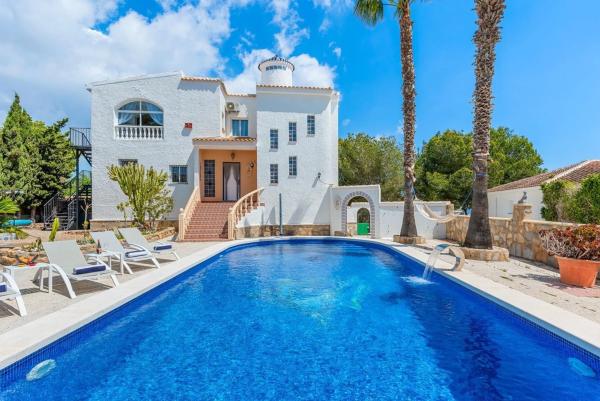 Casa independiente en calle Mimosa, 64