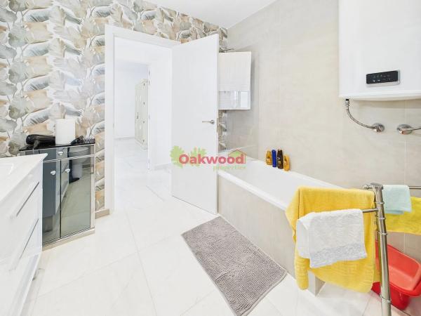 Chalet en calle Abedul