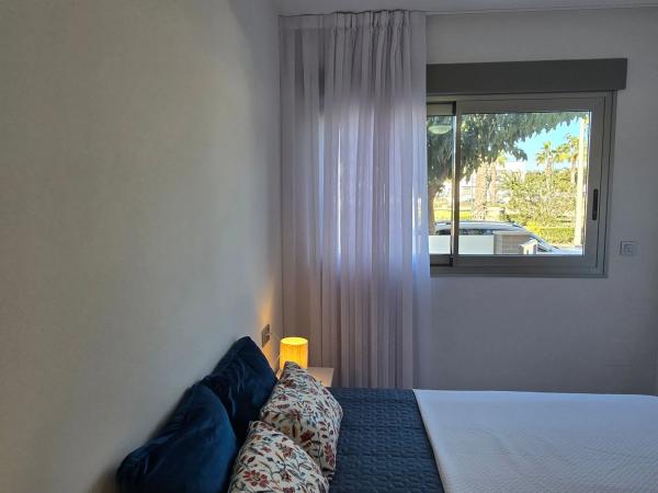 Casa independiente en calle Parque Antonio Gálvez, 76