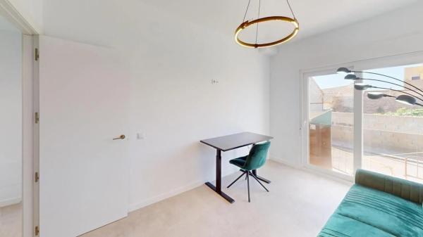 Piso en calle Oviedo s/n