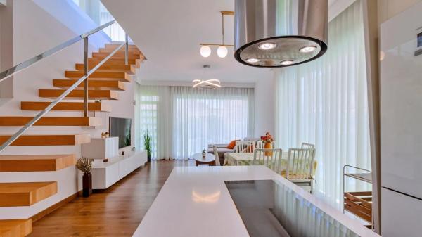 Casa independiente en C. Jose Hierro s/n