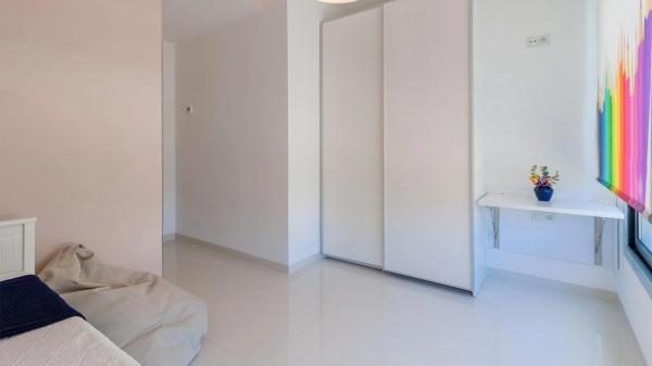 Casa independiente en C. Jose Hierro s/n