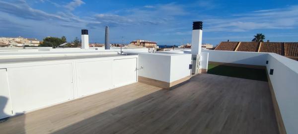 Casa independiente en calle Dunas