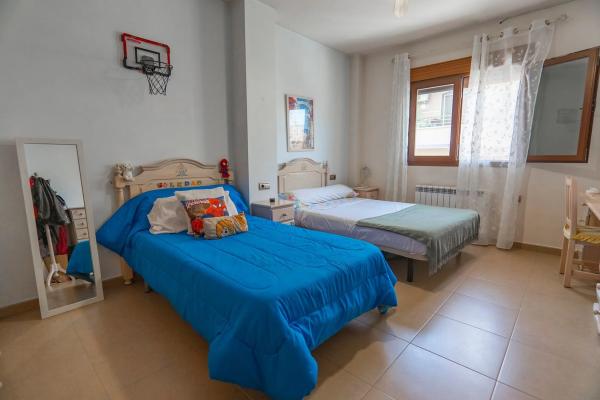 Chalet adosado en calle Joaquin Gomez Juan, 8