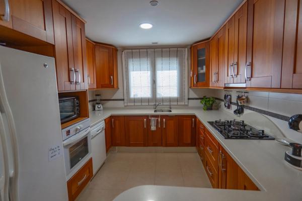 Chalet adosado en calle Joaquin Gomez Juan, 8