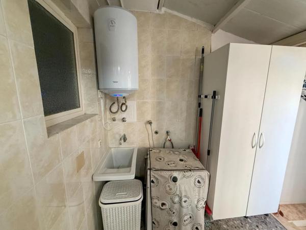 Casa independiente en calle Oscar Espla