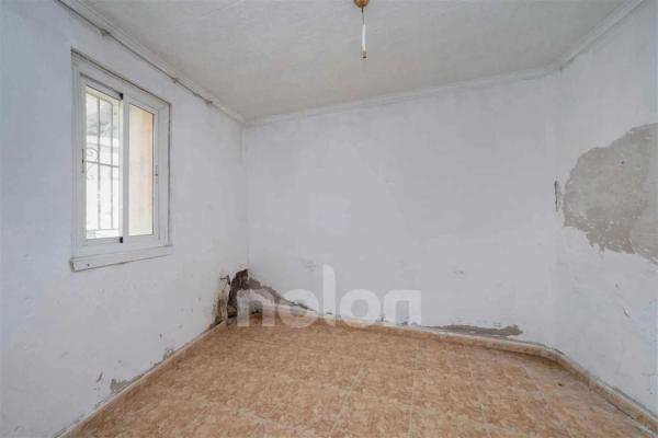 Chalet adosado en calle Gabriel Miró