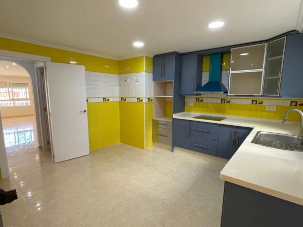 Chalet adosado en calle los Auroros, 5