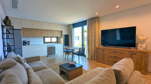 Chalet pareado en avenida Argentina