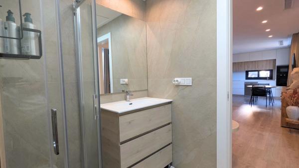 Chalet pareado en avenida Argentina