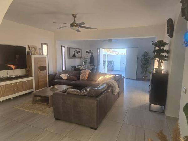 Casa independiente en calle higueras, 15