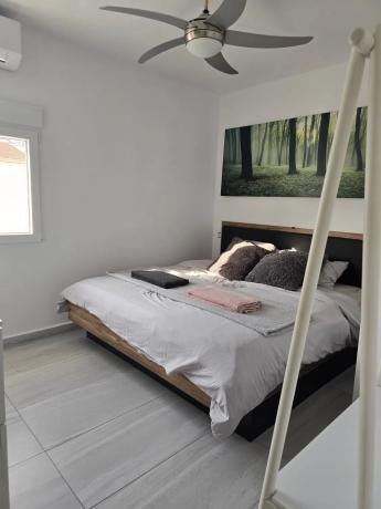 Casa independiente en calle higueras, 15