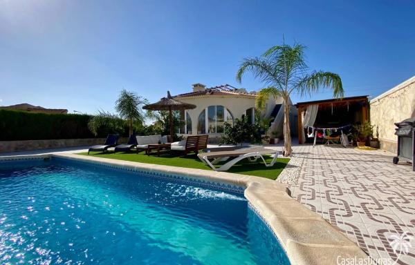 Casa independiente en calle