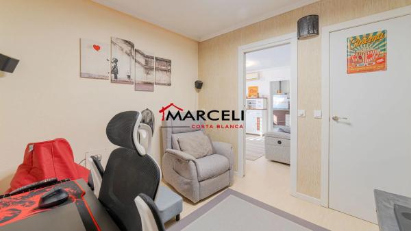 Chalet pareado en calle Cangas