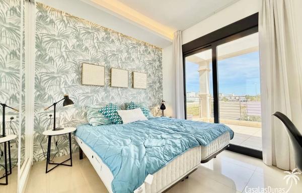 Chalet adosado en calle