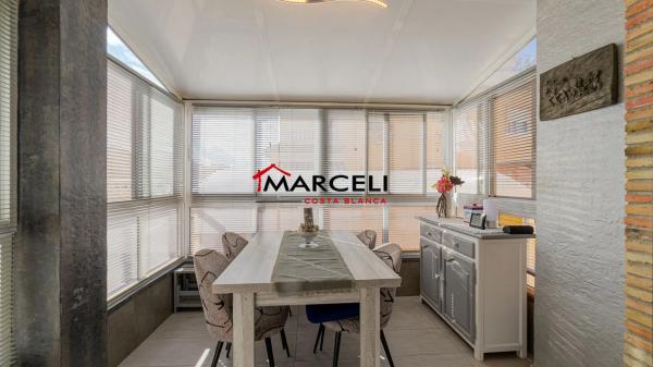 Chalet pareado en calle Cangas