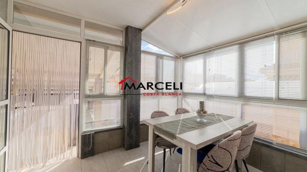 Chalet pareado en calle Cangas