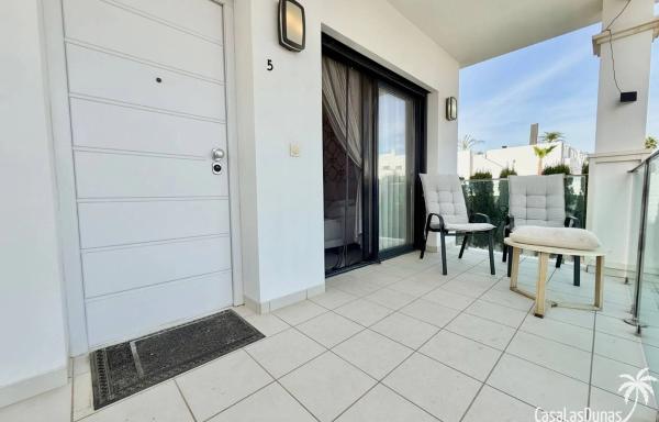 Chalet adosado en calle