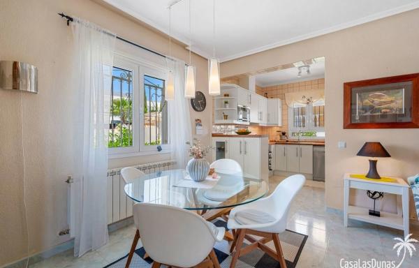 Casa independiente en calle