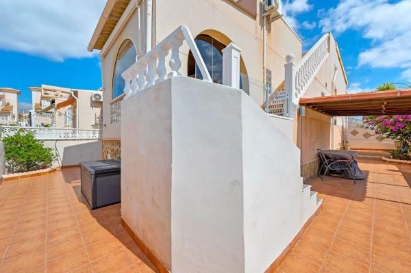 Piso en calle Costa Brava, 2