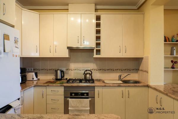 Chalet pareado en Urbanización Bungalows Bl-22