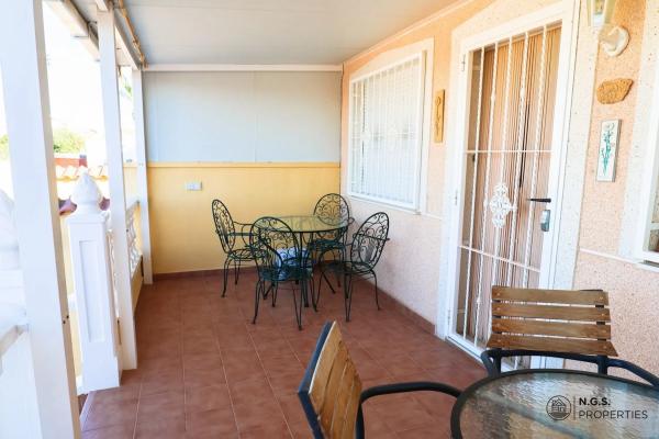 Chalet pareado en Urbanización Bungalows Bl-22