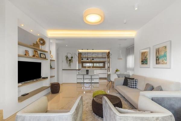 Dúplex en avenida de Almería