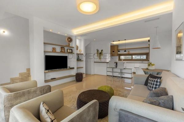 Dúplex en avenida de Almería