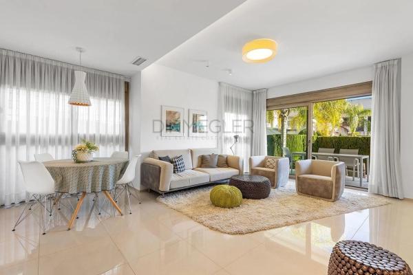 Dúplex en avenida de Almería