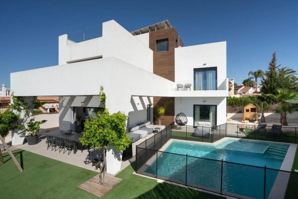 Casa independiente en calle Galicia