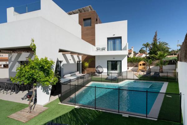 Casa independiente en calle Galicia