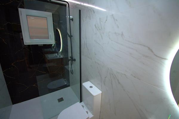 Estudio en calle Thader