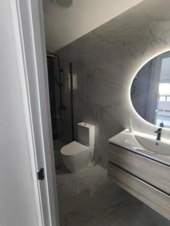 Estudio en avenida de La Costa Azul