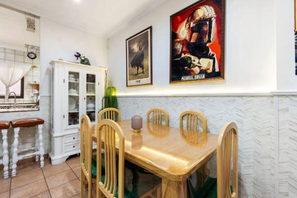 Chalet adosado en calle Moreras