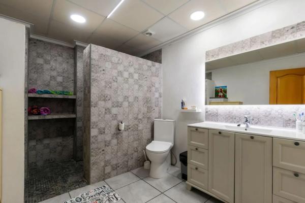 Chalet adosado en calle Moreras