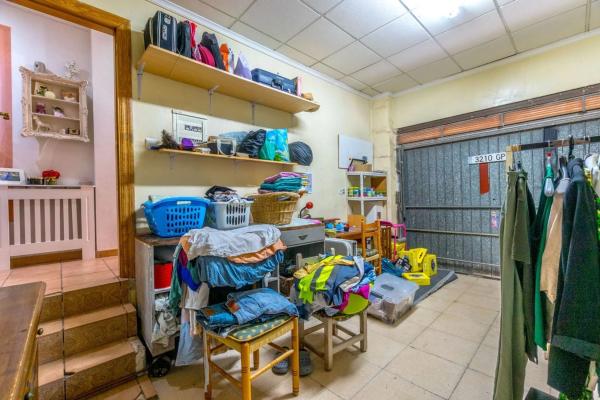 Chalet adosado en calle Moreras